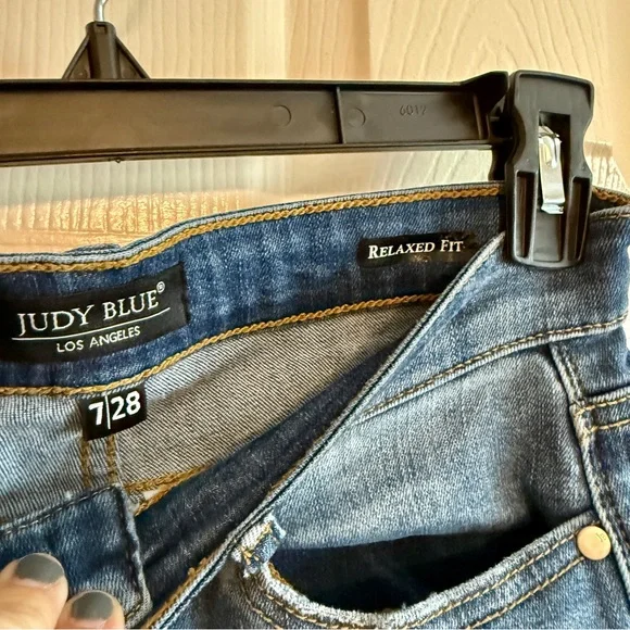 JUDY Blue Relaxed Fit Denim Jeans - Picture 3 of 5